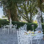 Il Marchese Di Вилла