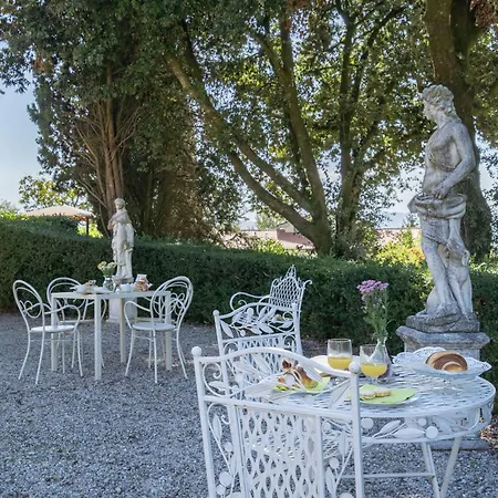 Il Marchese Di Villa